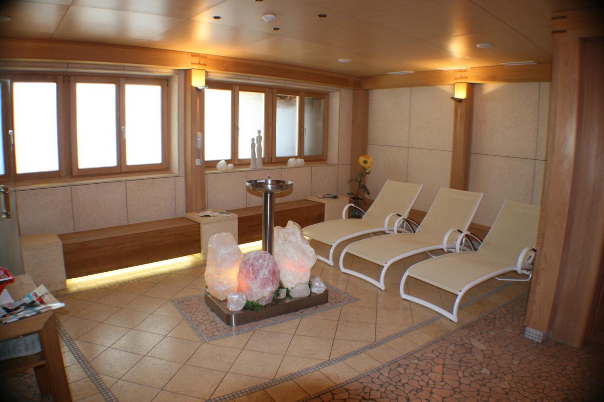 Hotel Schoene Aussicht Картич Екстериор снимка