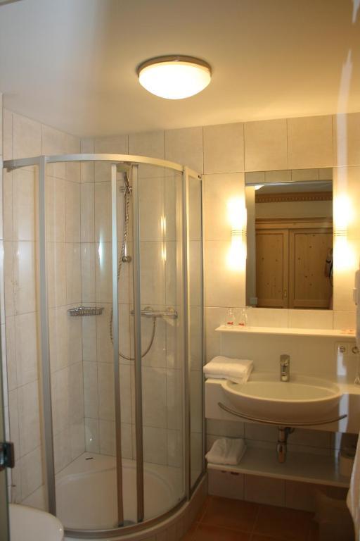Hotel Schoene Aussicht Картич Стая снимка