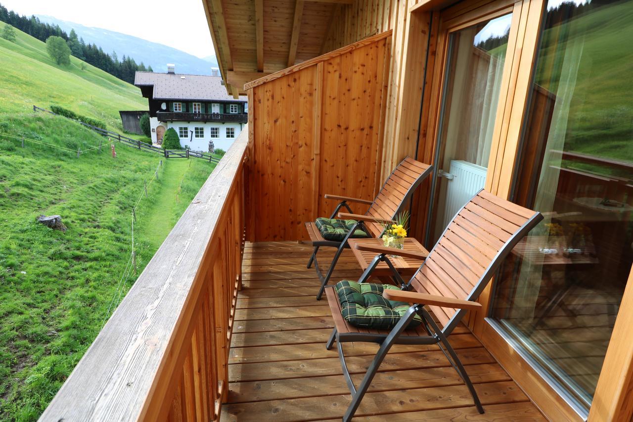 Hotel Schoene Aussicht Картич Екстериор снимка